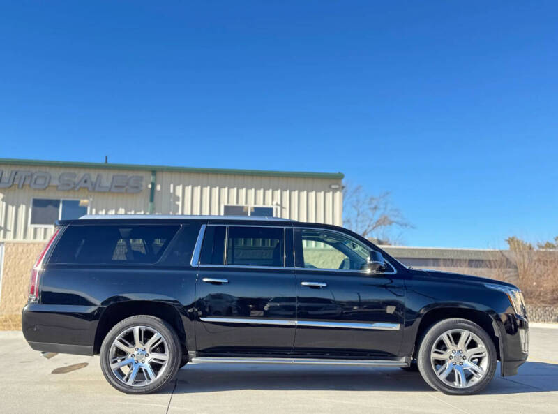2015 Cadillac Escalade ESV Luxury