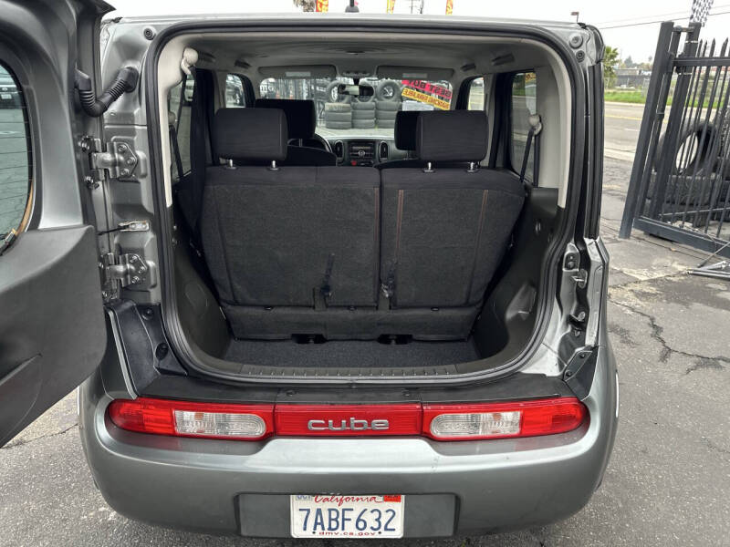 2011 Nissan cube 1.8 S