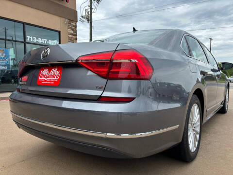 2016 Volkswagen Passat 1.8T SE