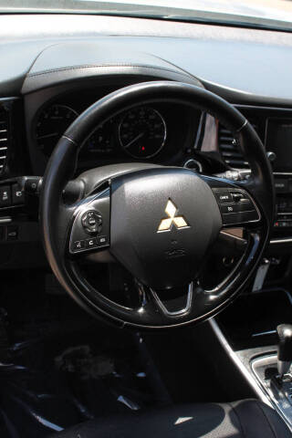 2017 Mitsubishi Outlander