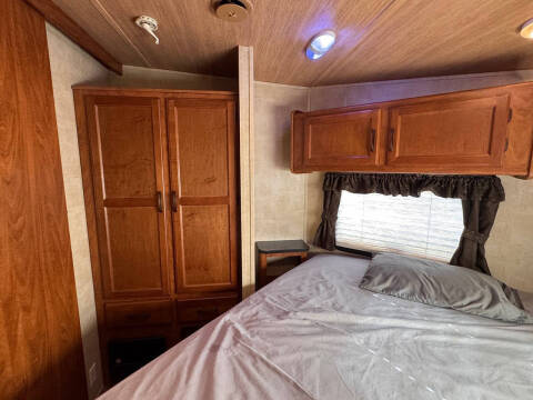 2013 Keystone RV Raptor