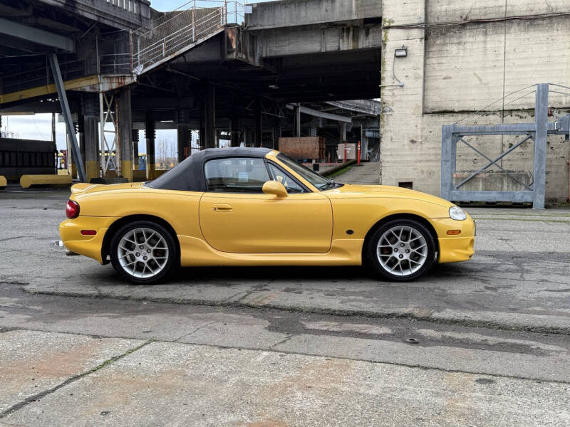 2002 Mazda MX-5 Miata SE