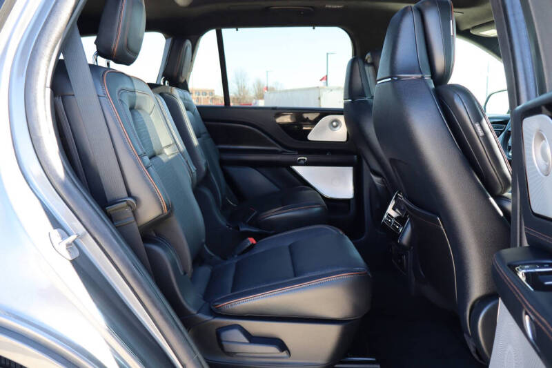 2025 Lincoln Aviator Black Label