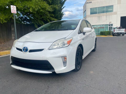 2014 Toyota Prius for sale at Super Bee Auto in Chantilly VA