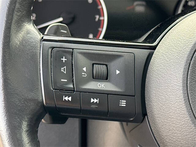 2022 Nissan Rogue SV