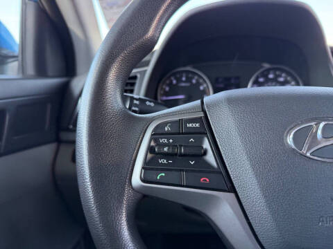 2017 Hyundai Elantra