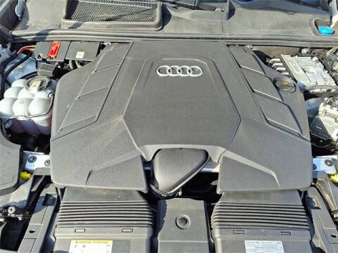 2023 Audi Q8 quattro Premium Plus 55 TFSI