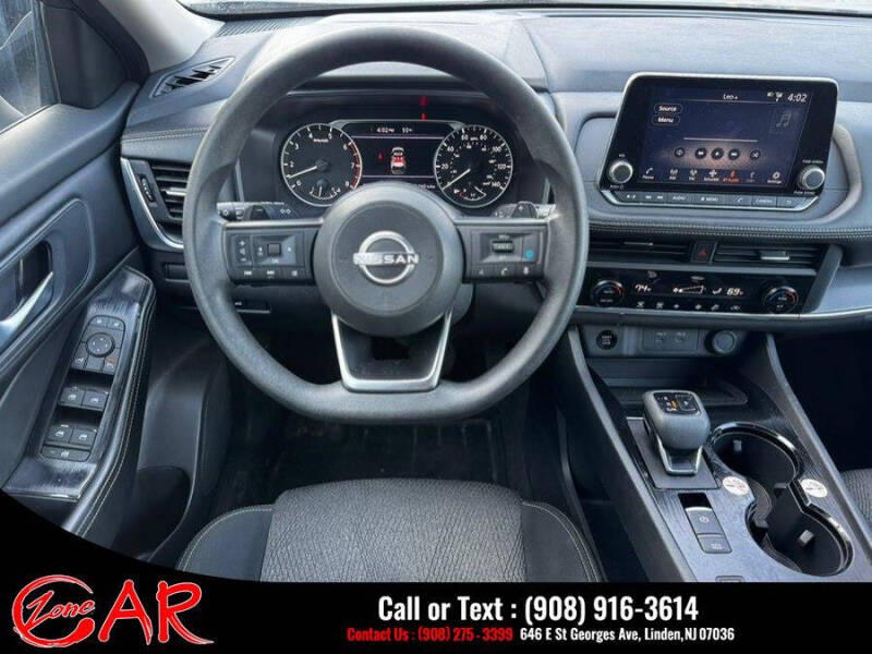 2024 Nissan Rogue SV