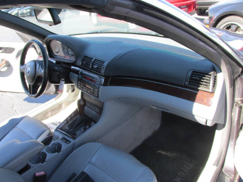 2005 BMW 3 Series 325Ci