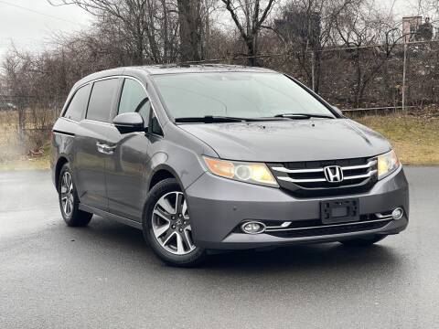 2015 Honda Odyssey for sale at ALPHA MOTORS in Cropseyville NY
