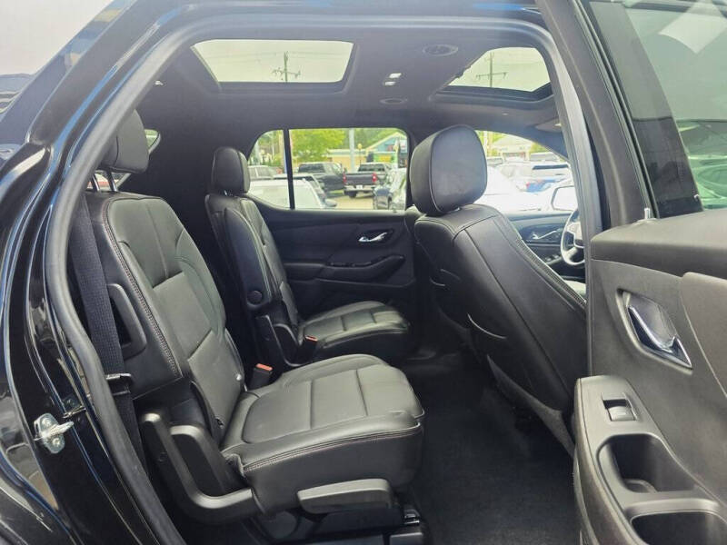 2022 Chevrolet Traverse RS