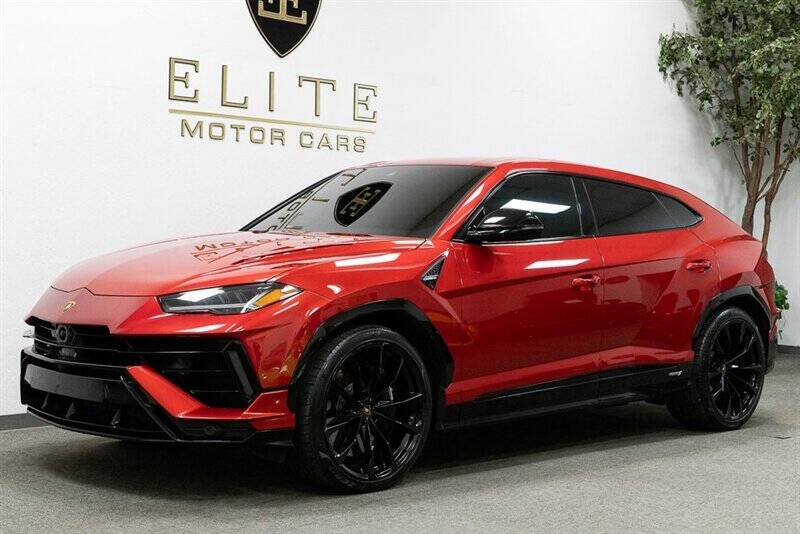 2023 Lamborghini Urus S