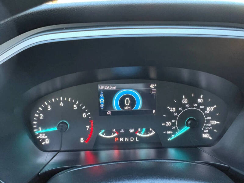 2022 Ford Escape SE
