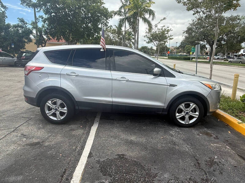 2016 Ford Escape SE