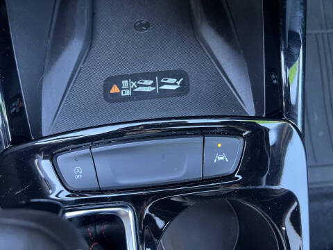 2024 Chevrolet Trax RS