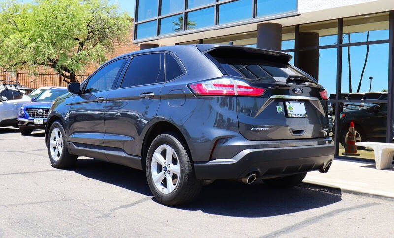 2020 Ford Edge SE