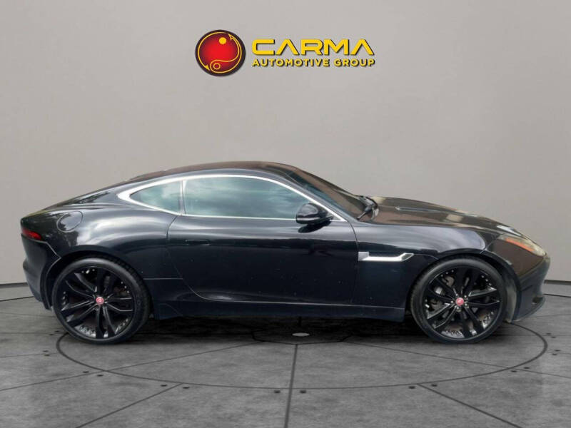 2019 Jaguar F-TYPE P300