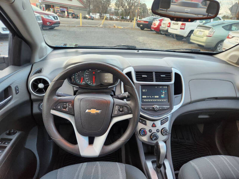 2017 Chevrolet Sonic LT Auto