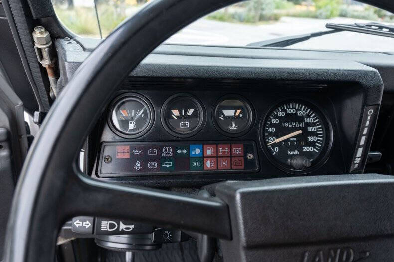 1991 Land Rover Defender