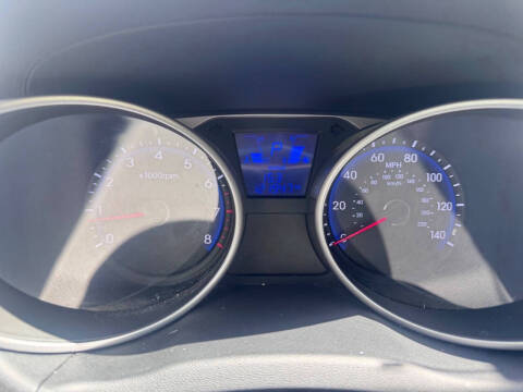 2015 Hyundai Tucson SE