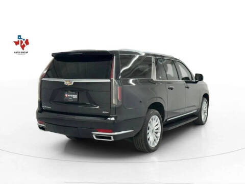 2023 Cadillac Escalade ESV Luxury