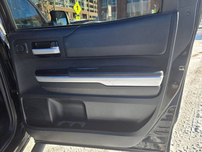 2014 Toyota Tundra SR5