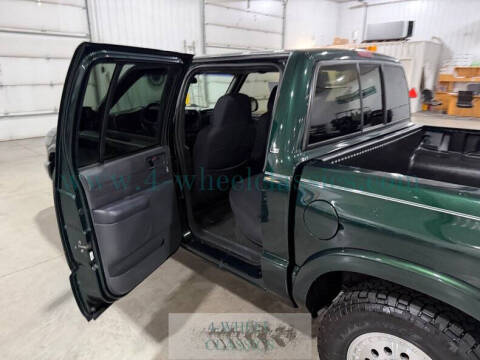 2003 Chevrolet S-10 LS