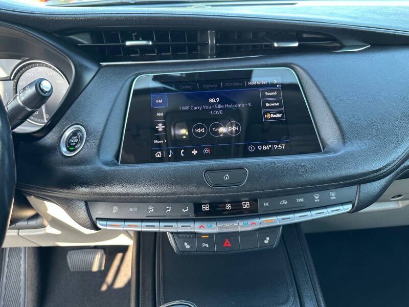 2020 Cadillac XT4 Luxury