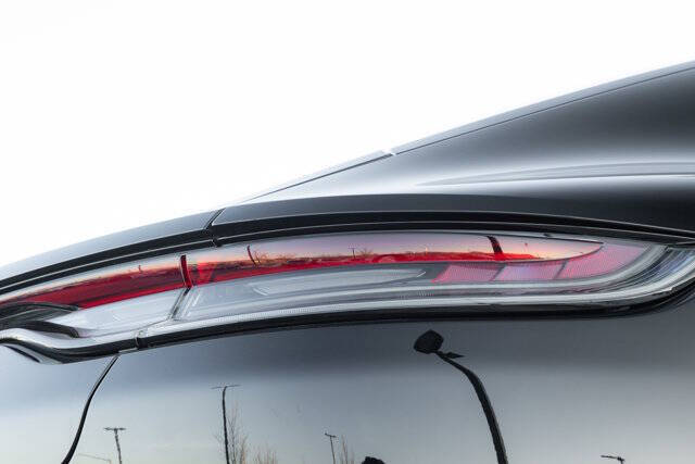 2023 Porsche Panamera 4