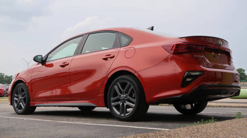 2021 Kia Forte GT Line