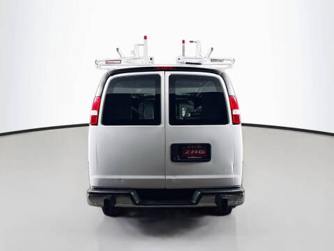 2017 GMC Savana 2500