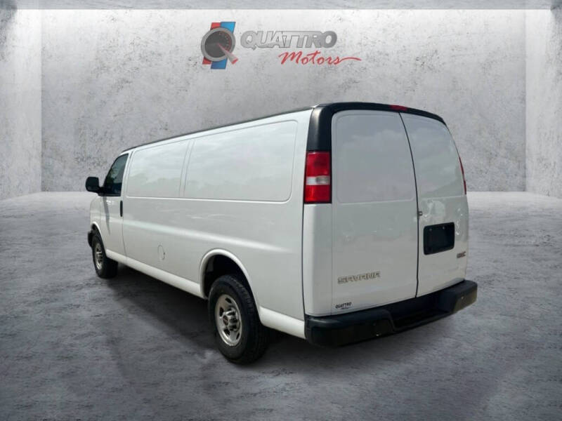 2023 GMC Savana 2500