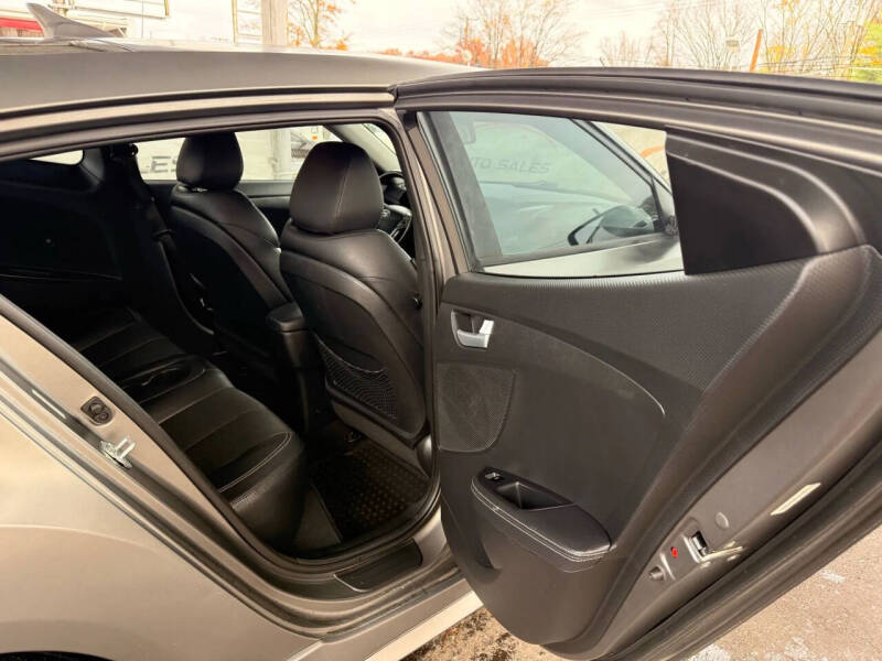 2015 Hyundai Veloster Turbo