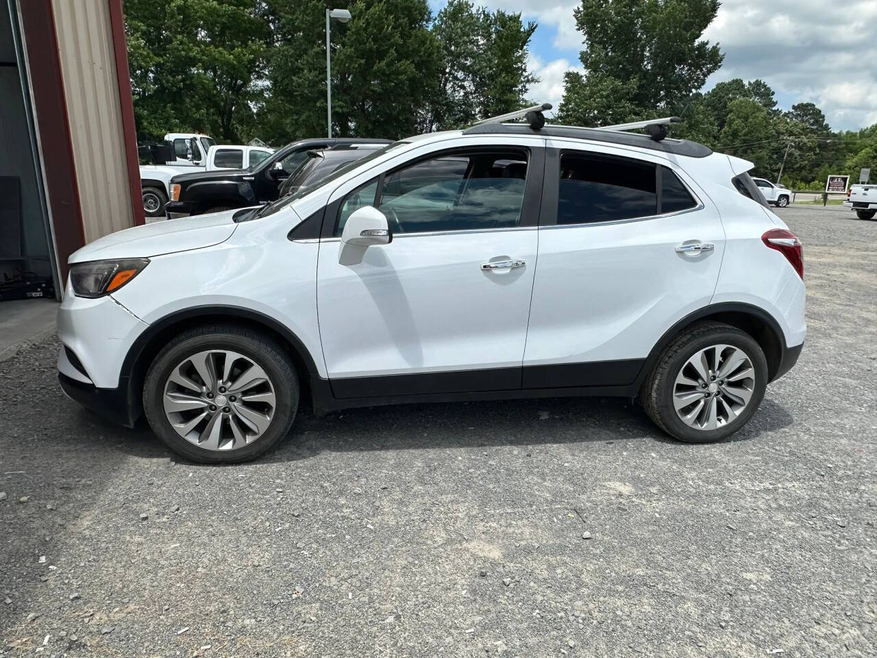 2017 Buick Encore Preferred Preferred 4dr Crossover 2