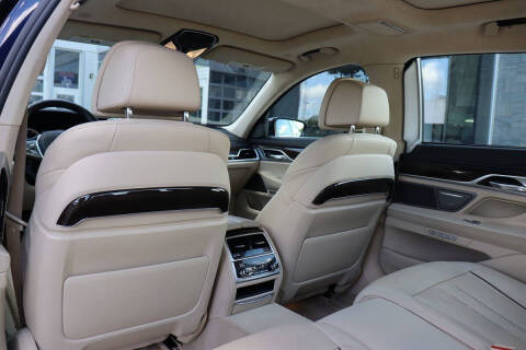 2016 BMW 7 Series 750i