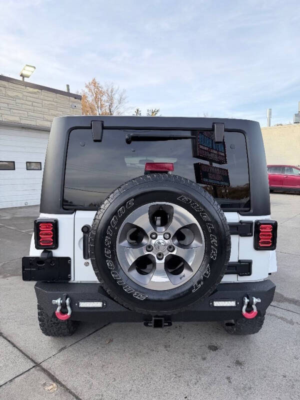 2016 Jeep Wrangler Unlimited Sahara