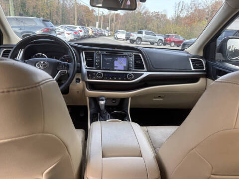 2016 Toyota Highlander