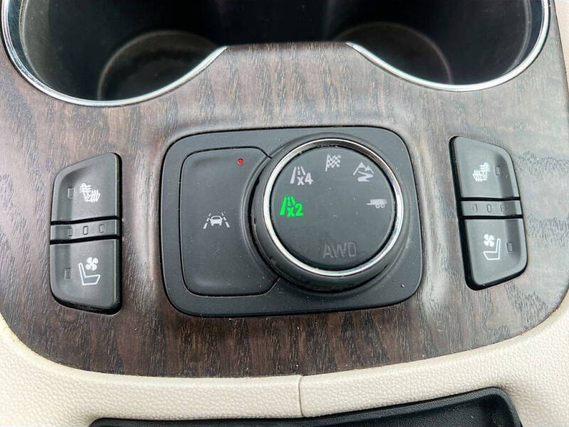 2022 GMC Acadia Denali