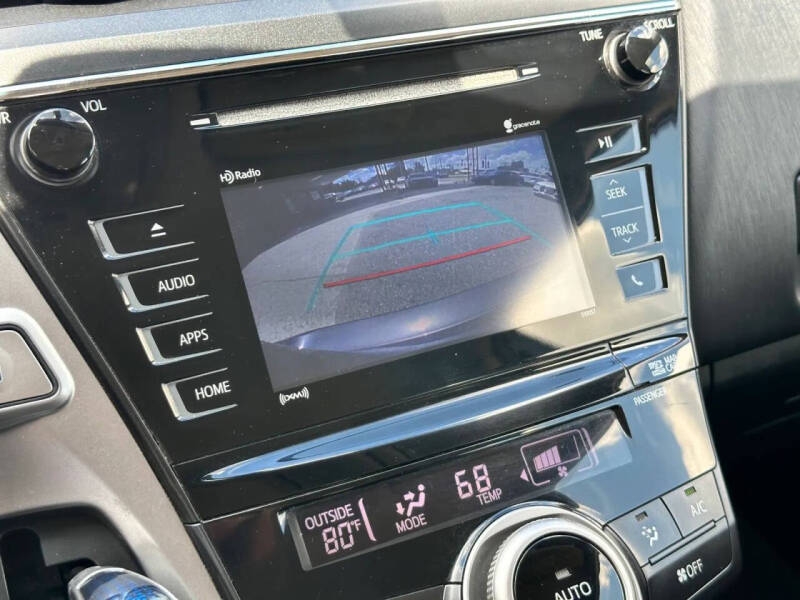 2016 Toyota Prius v
