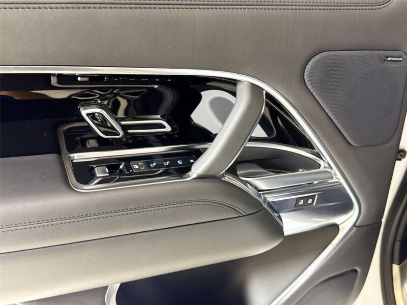 2023 Land Rover Range Rover P530 SE