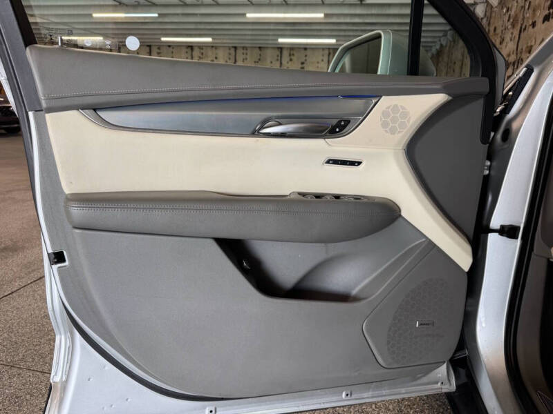 2019 Cadillac XT5 Premium Luxury