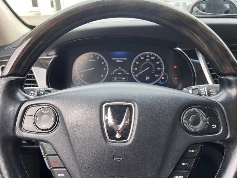 2015 Hyundai Equus Signature