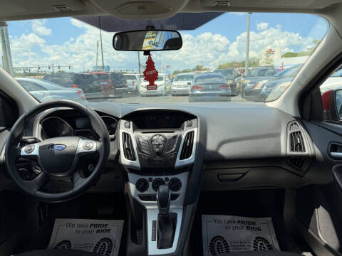 2014 Ford Focus SE