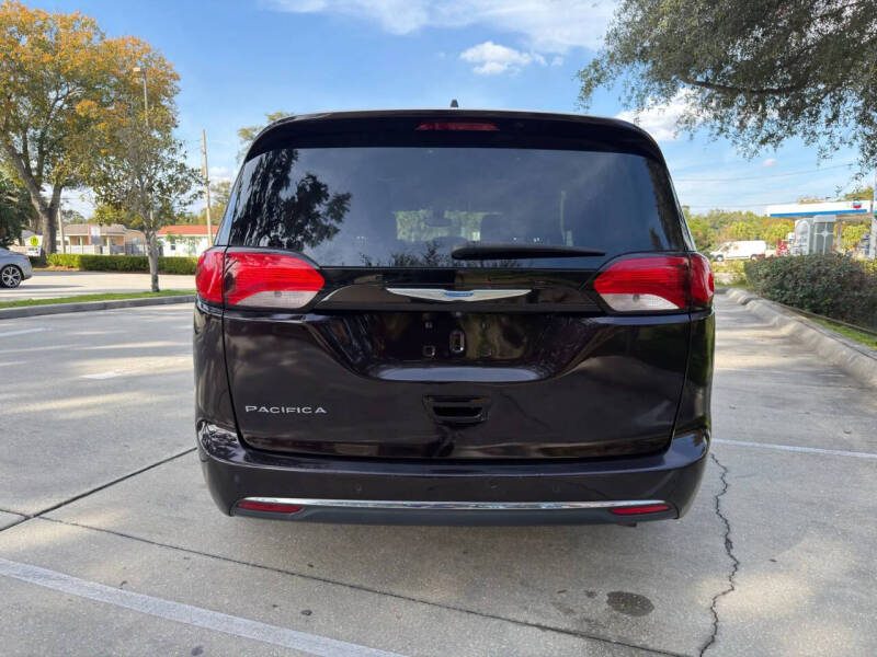 2018 Chrysler Pacifica Touring L