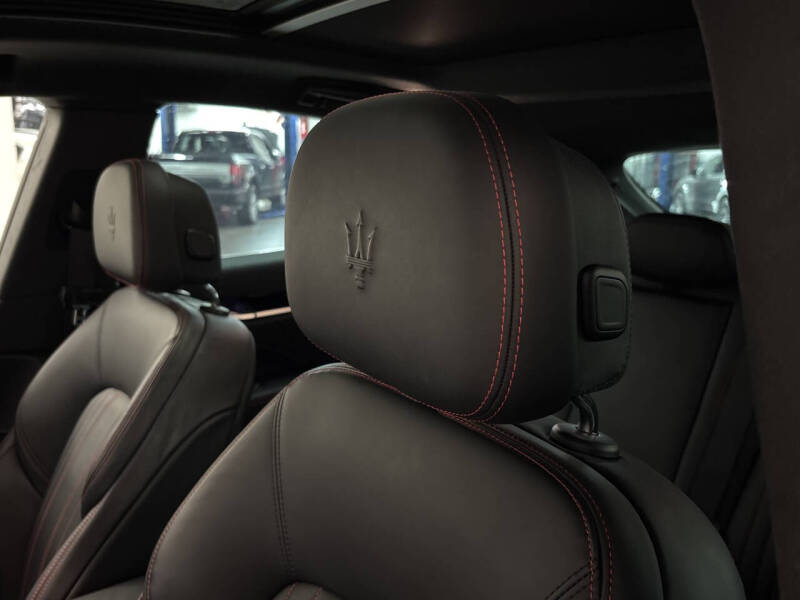 2022 Maserati Levante Modena