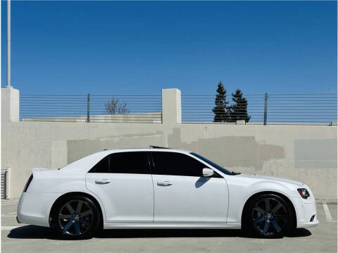 2014 Chrysler 300 SRT8