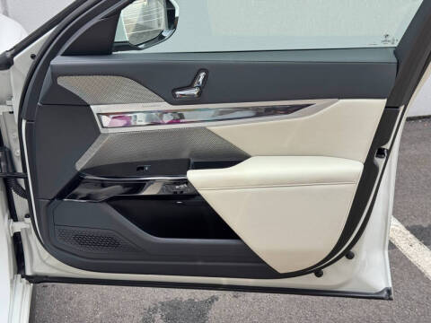 2023 BMW i7 xDrive60