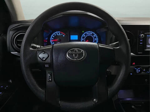 2017 Toyota Tacoma SR V6