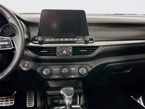 2021 Kia Forte GT Line