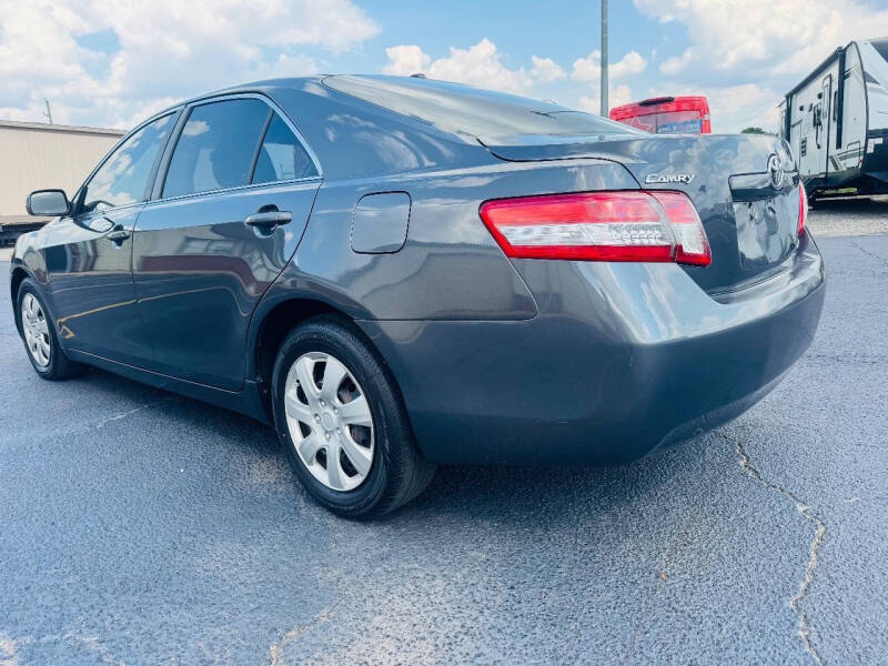 2010 Toyota Camry LE